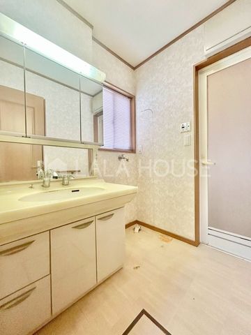 ���ʑ�E���ʏ� -
