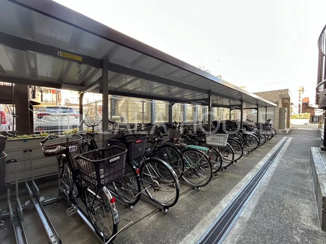 ���̑� ���֏�͉����t���Ȃ̂ŁA�J���̉e����h�����Ƃ��ł��܂��B