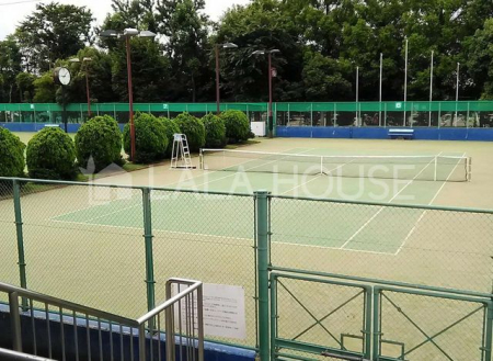 ���ӊ� �V���e�j�X�����e�j�X�R�[�g �k��18���B 1430m